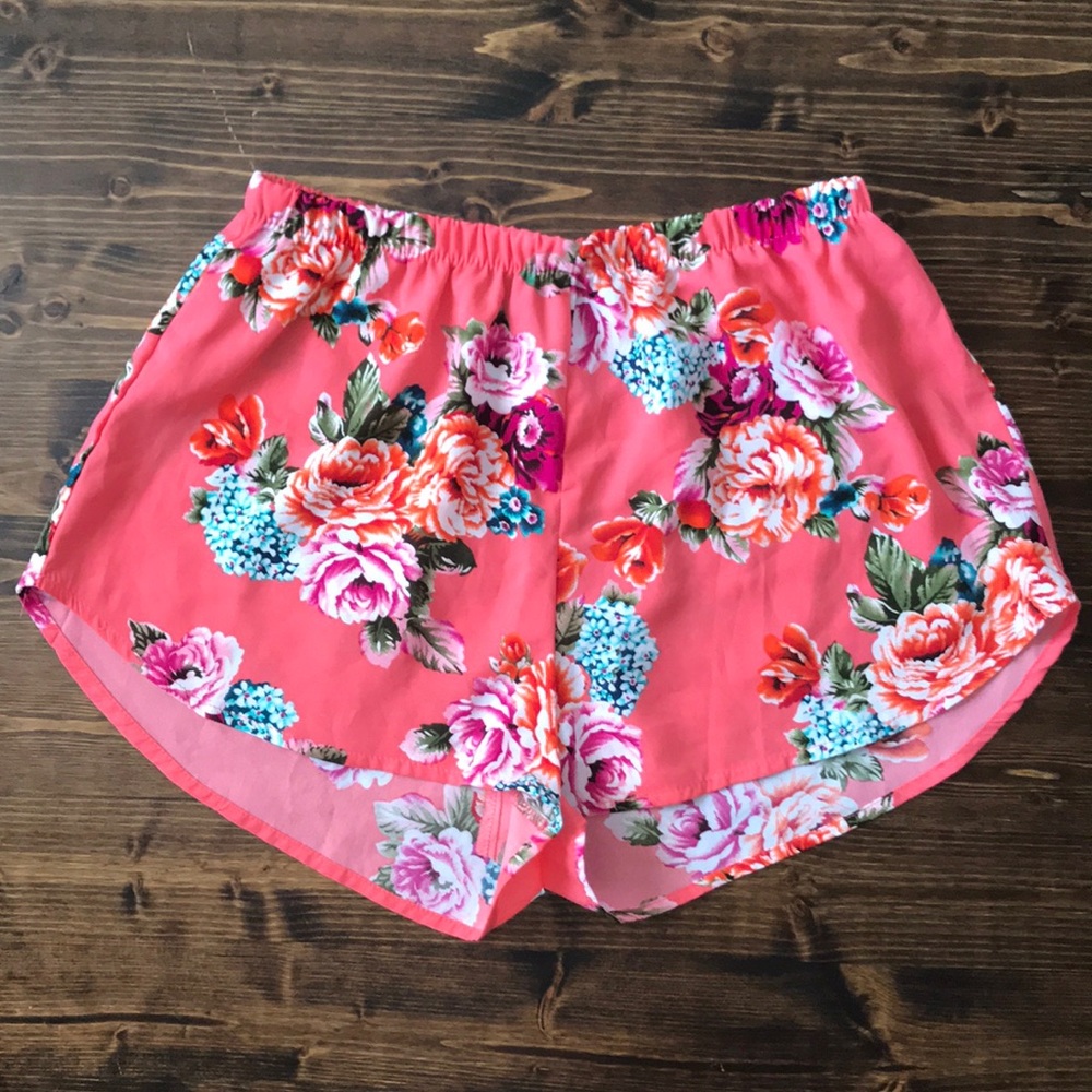 Flower/Pink Shorts